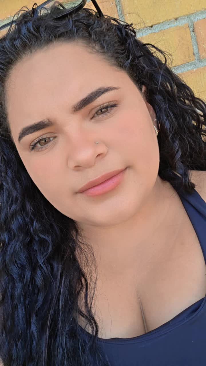 @🍒Alejandra🍒 🇻🇪en 🇺🇸