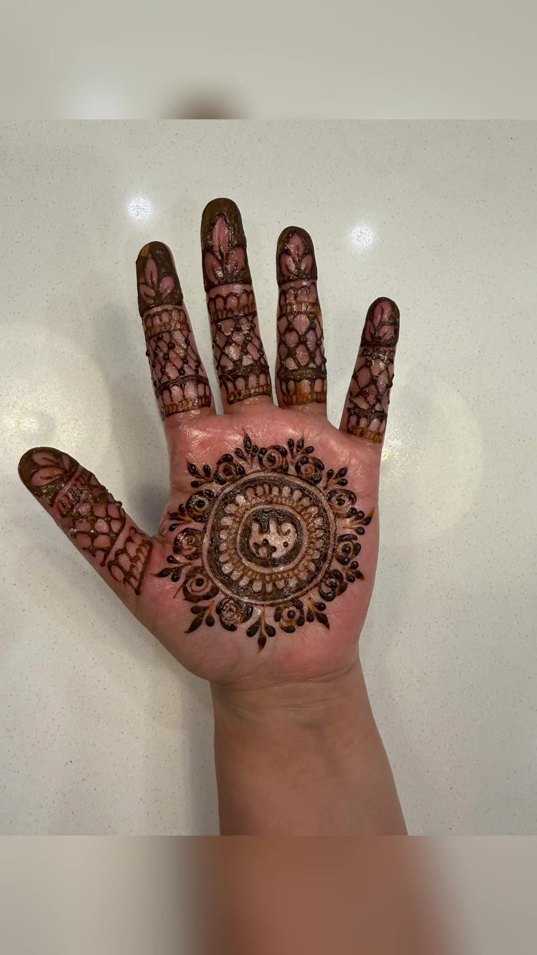 @hennabypreet