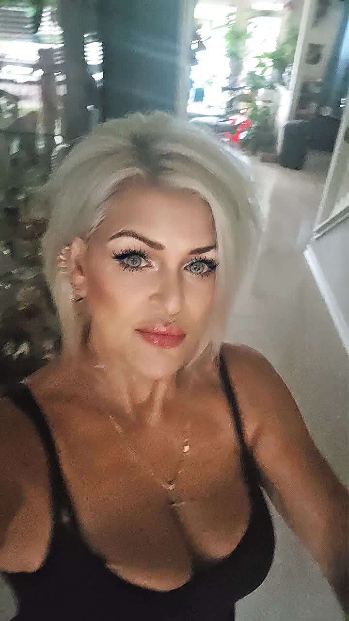 @xioms