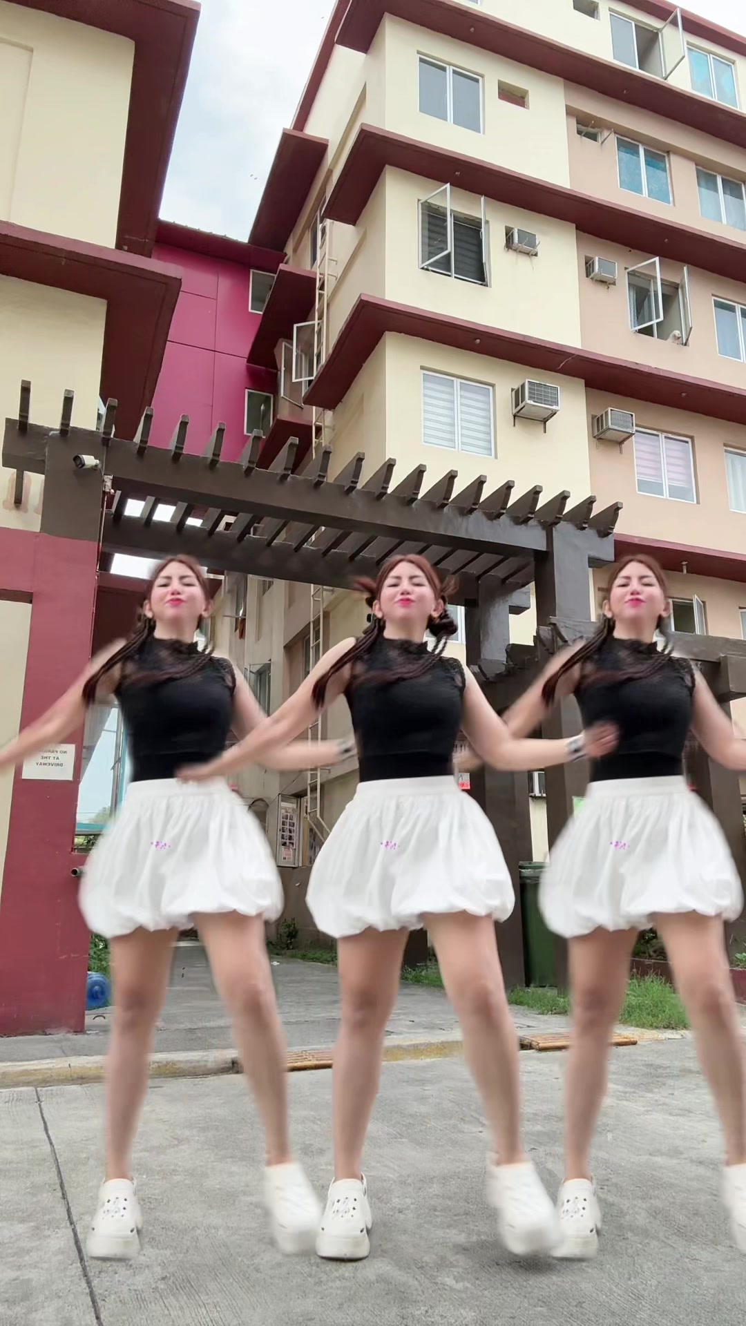 @JingkyMoves