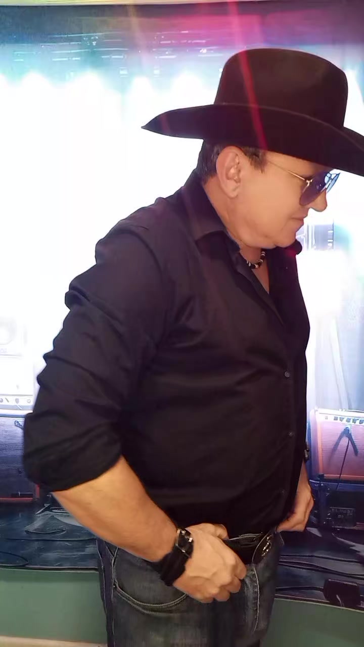 @Dylon Austin