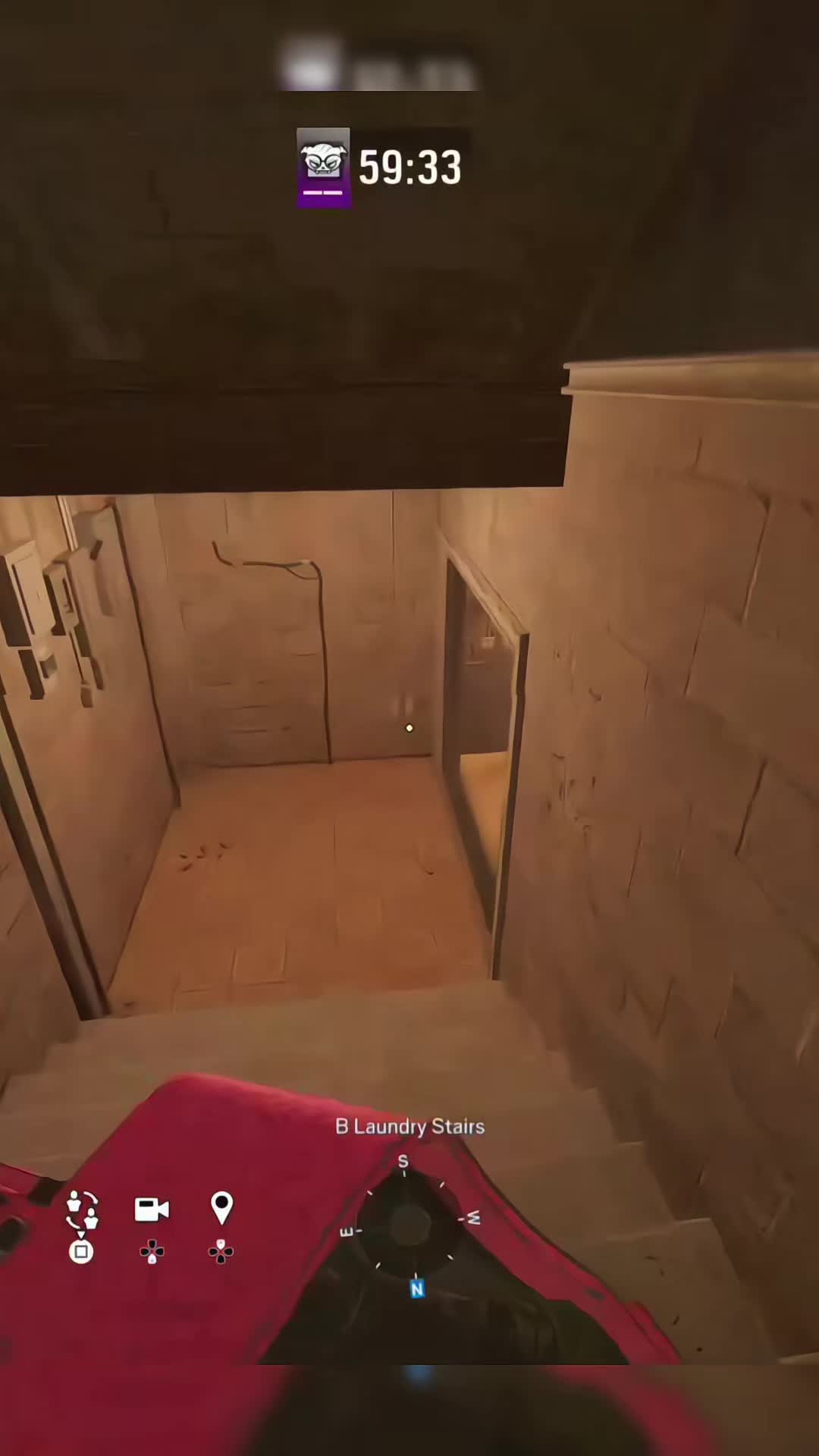 @⃟