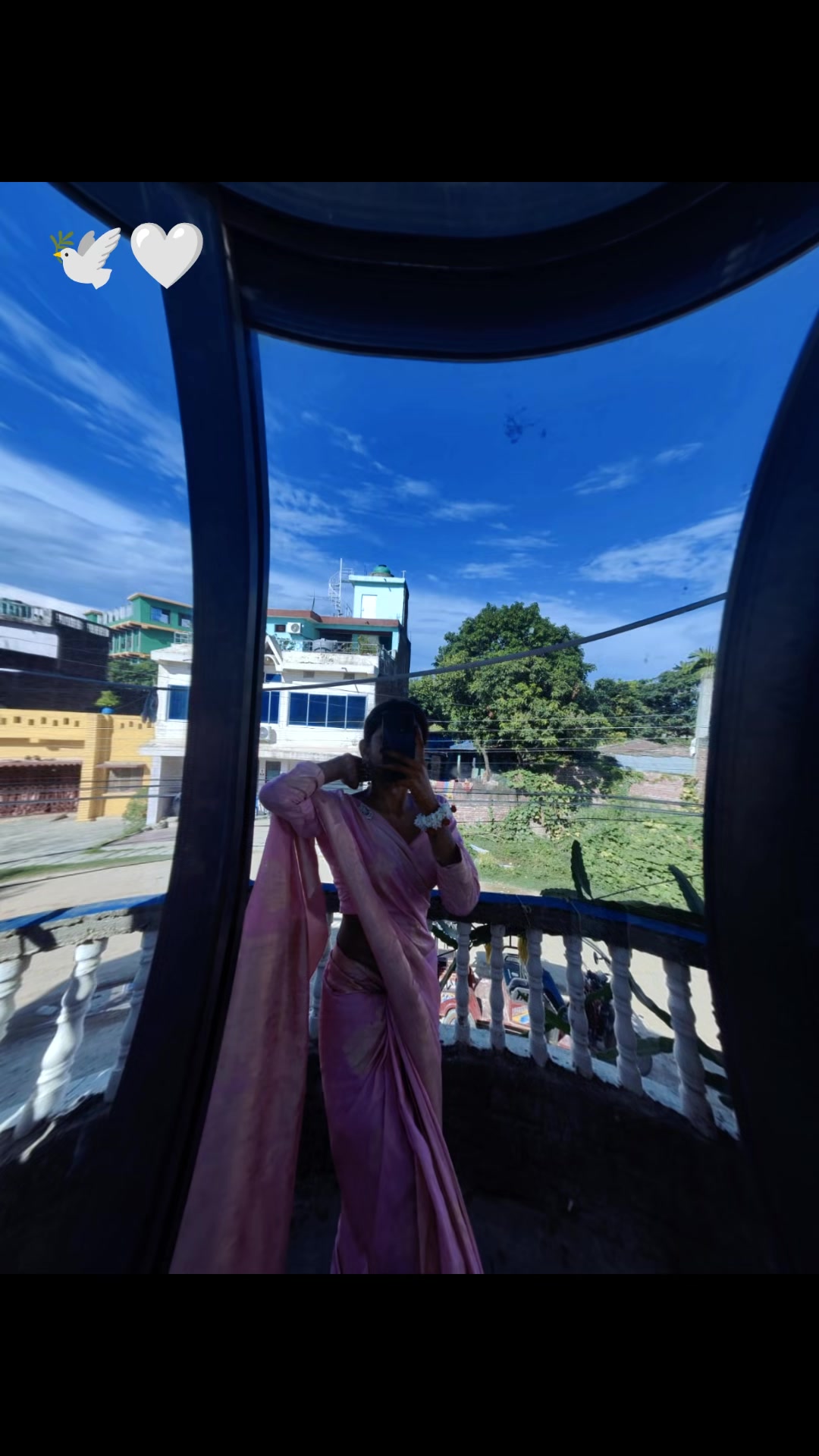 @राधे राधे 🦚👣