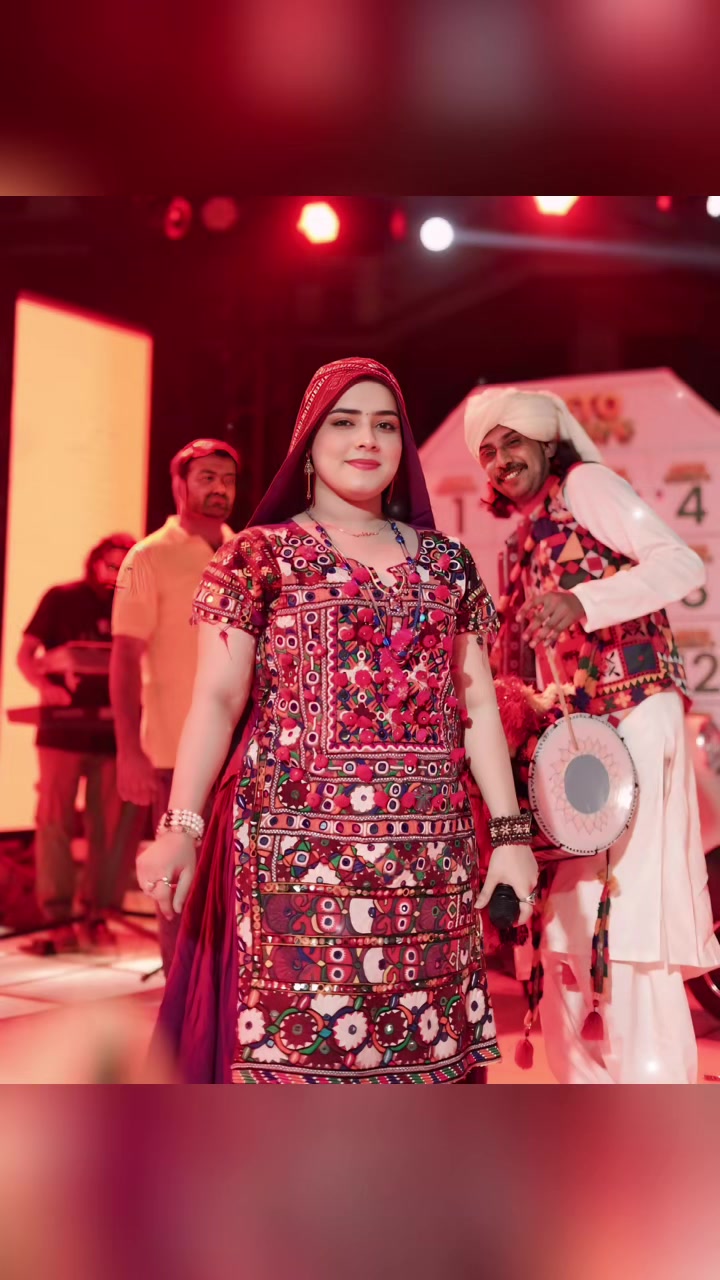 @Singer Shaina Ali Official 🦋
