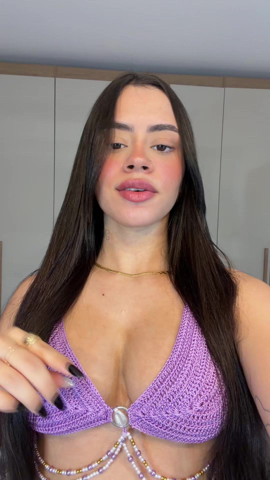 @MONIQUE