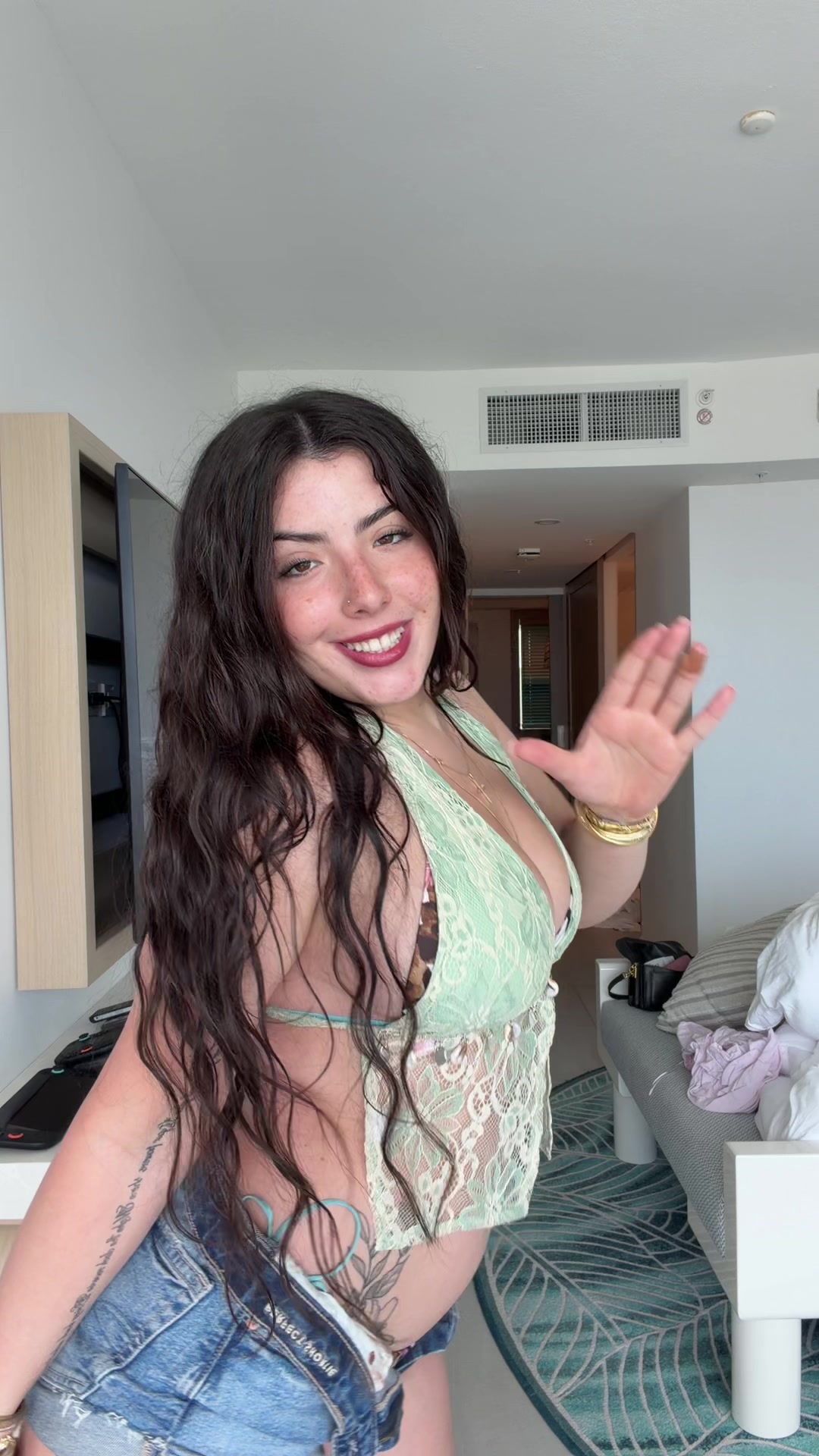 @xomyaxo