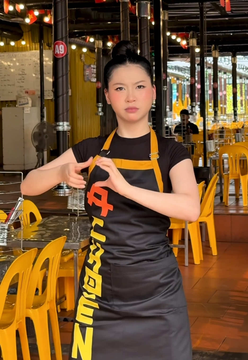 @A Choén Biết Nhảy