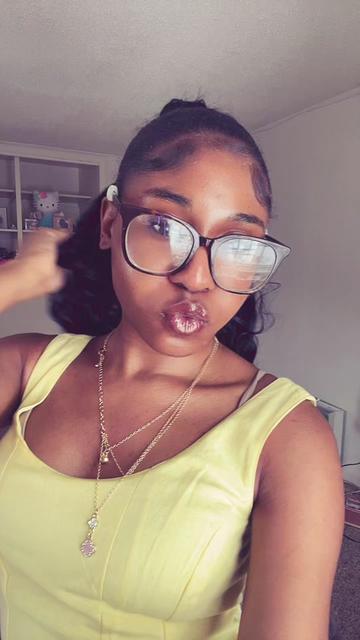 @Mariah🦭