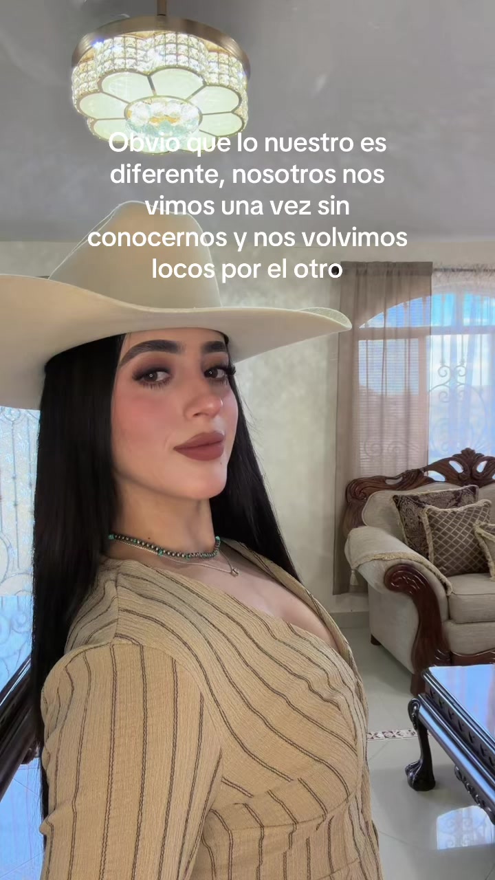 @𝑁𝑎𝑡𝑎𝑙𝑖𝑒