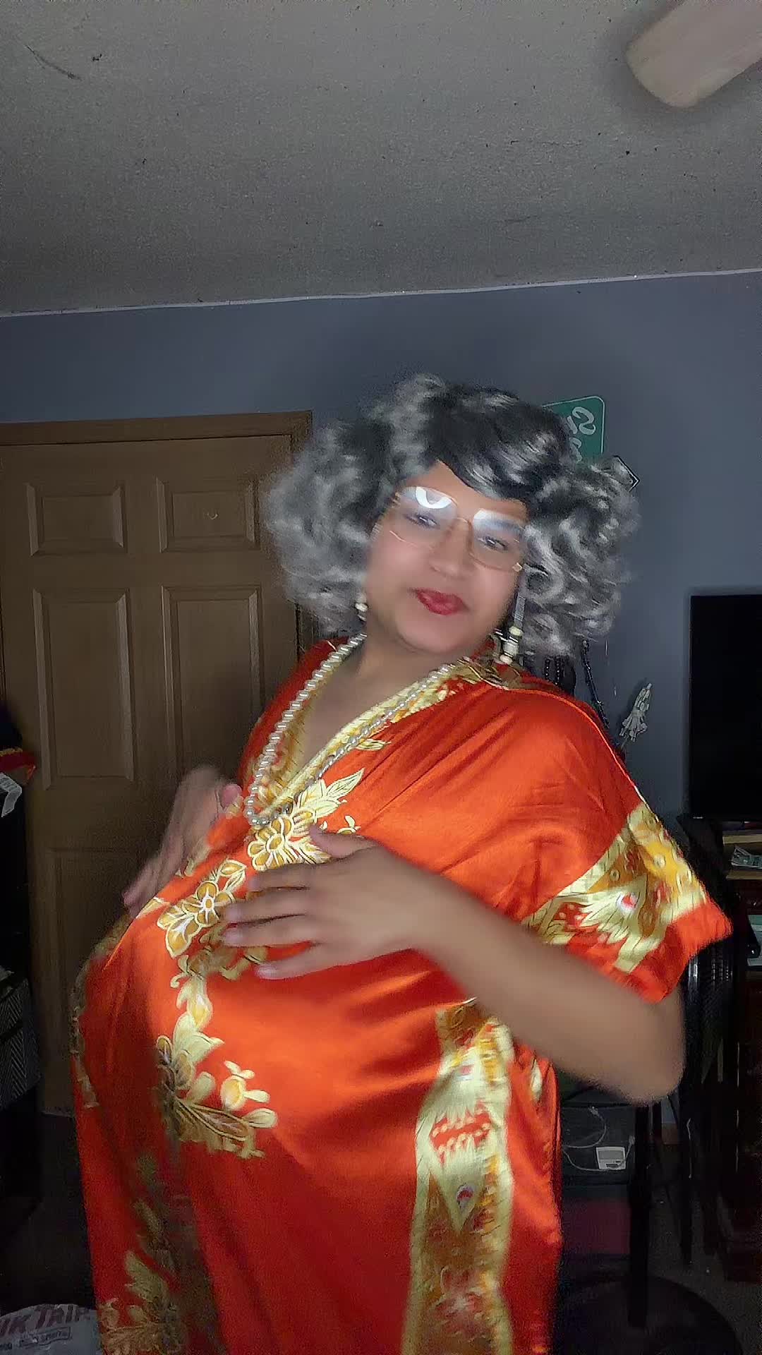 @Gʀᴀɴᴅᴍᴀ Bᴇʀɴɪᴄᴇ 👵🏽