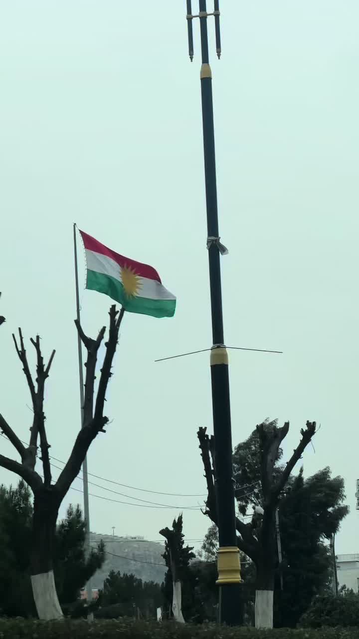 @يونس النقيب