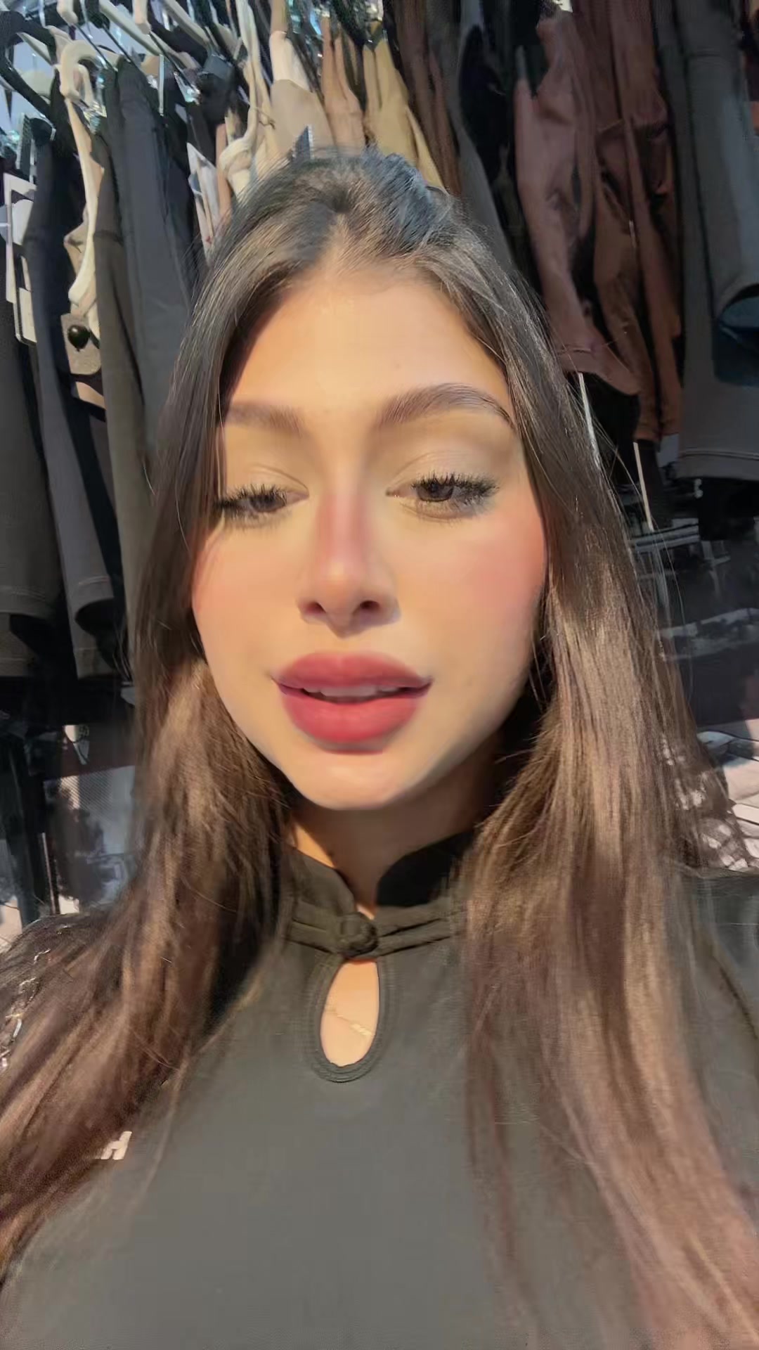 @AM