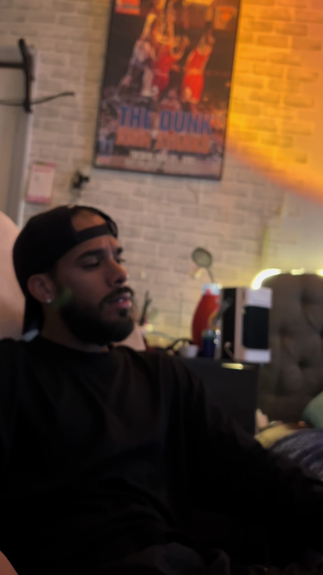 @JohnnyWavee