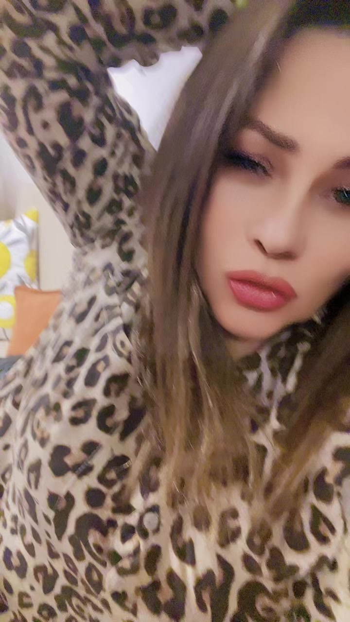 @Ana