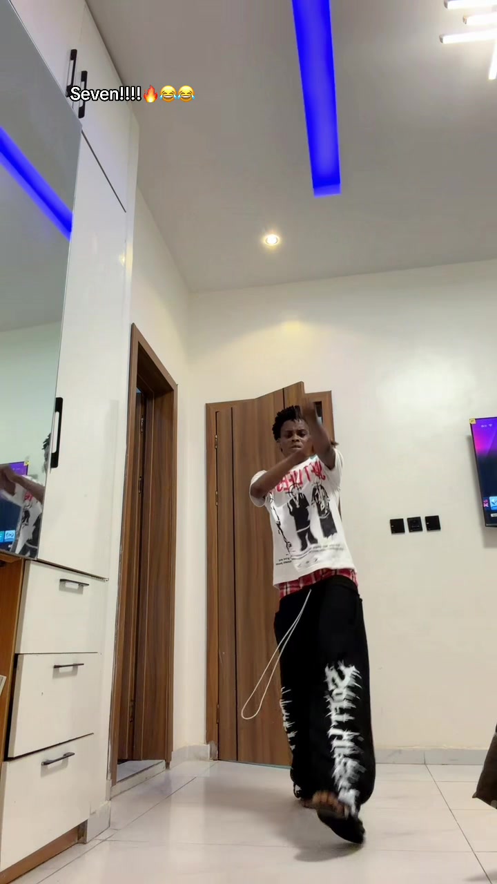@𝕃𝔸ℝℝ𝕐🙂💫🤍
