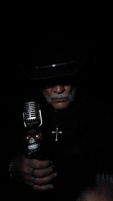 @THE MAN IN THE DARK💙🕊💀💙