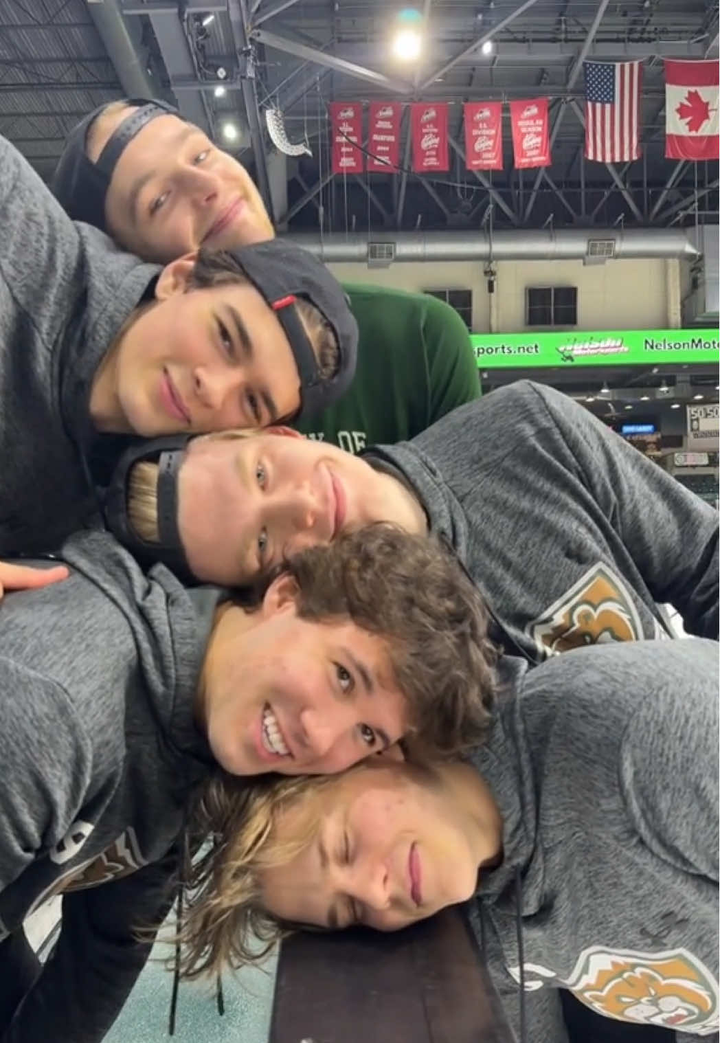 @Everett Silvertips