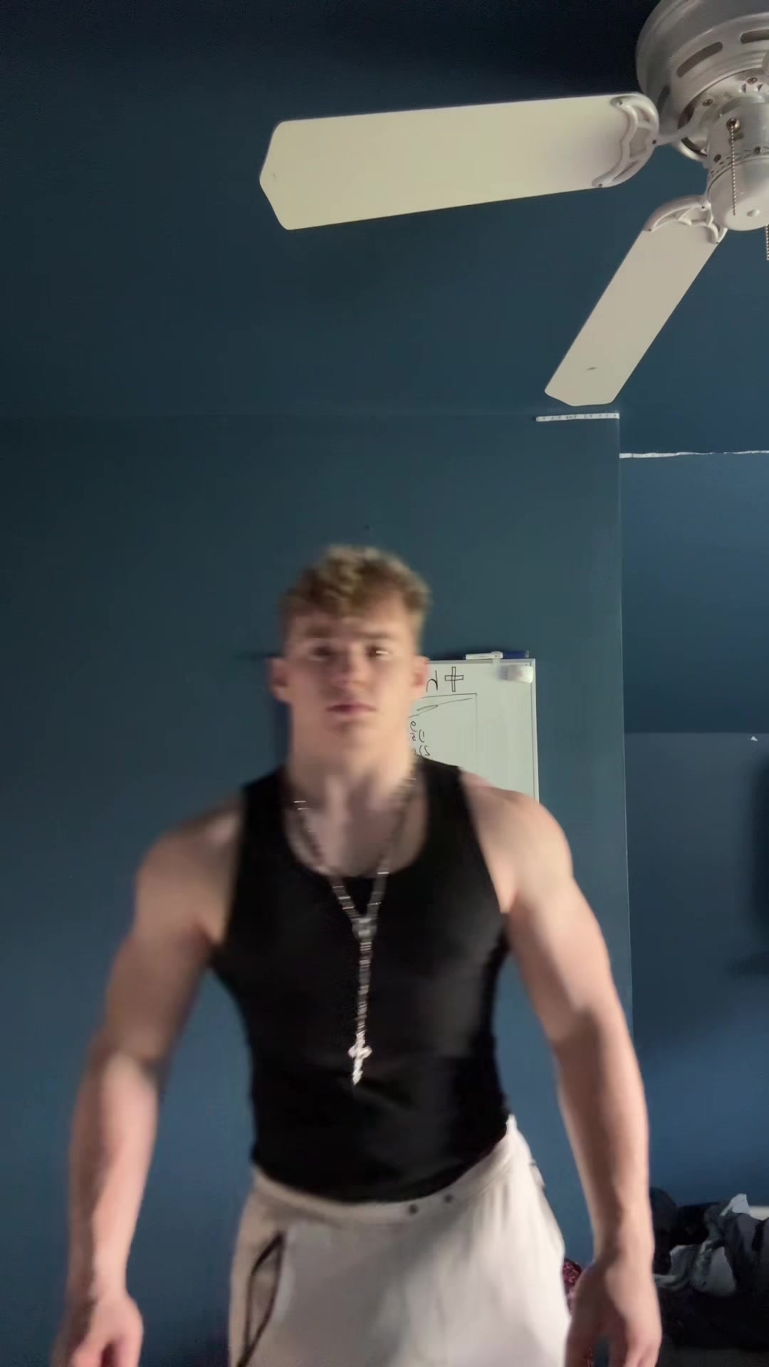 @Smallguygavin 🧬