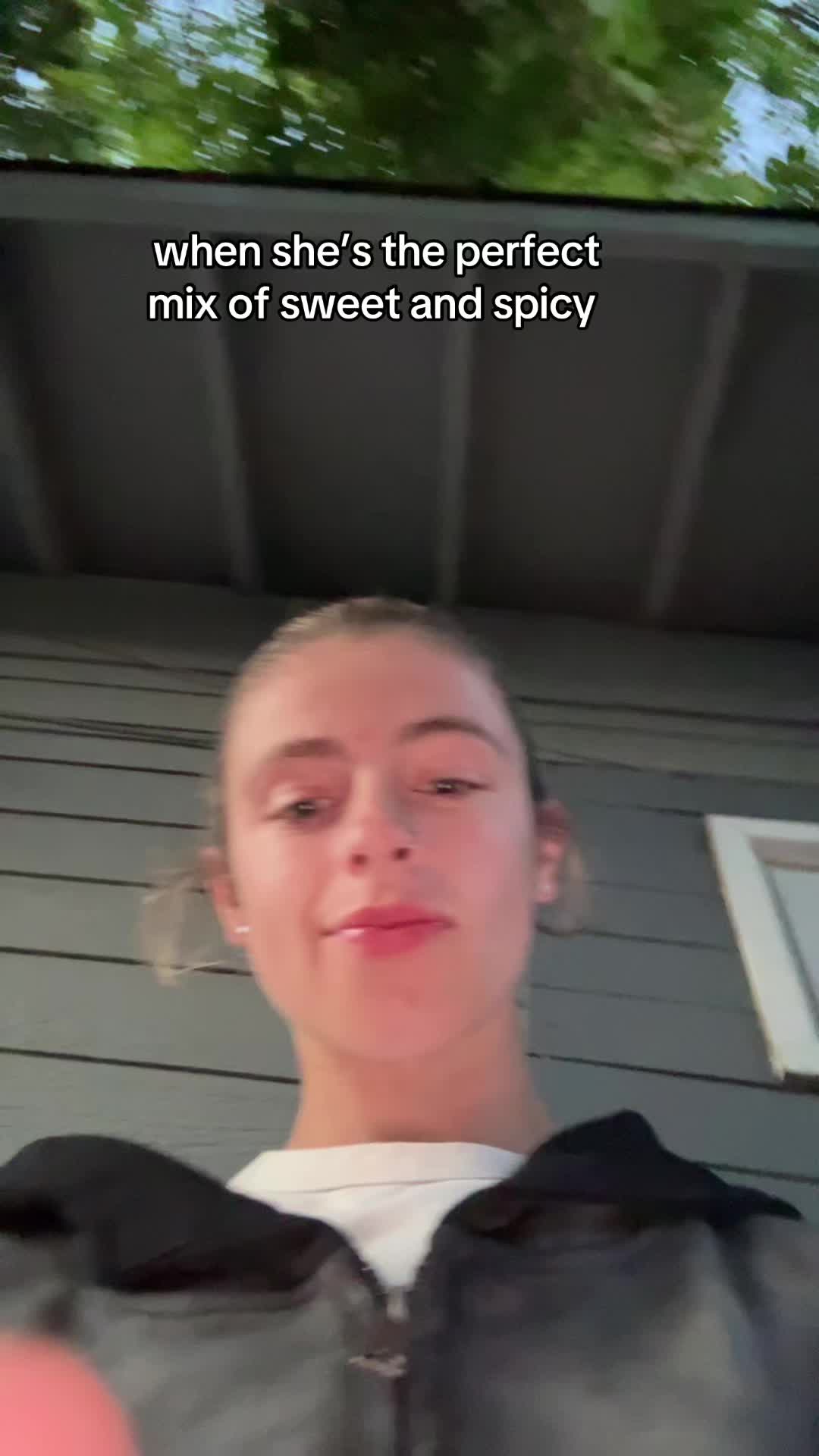 @Bella