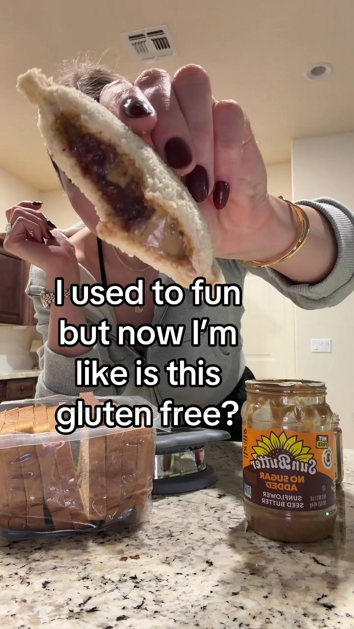 @myceliaclife
