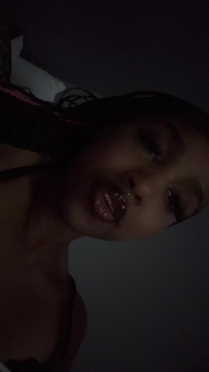 @Alluring Rue 💕🦋