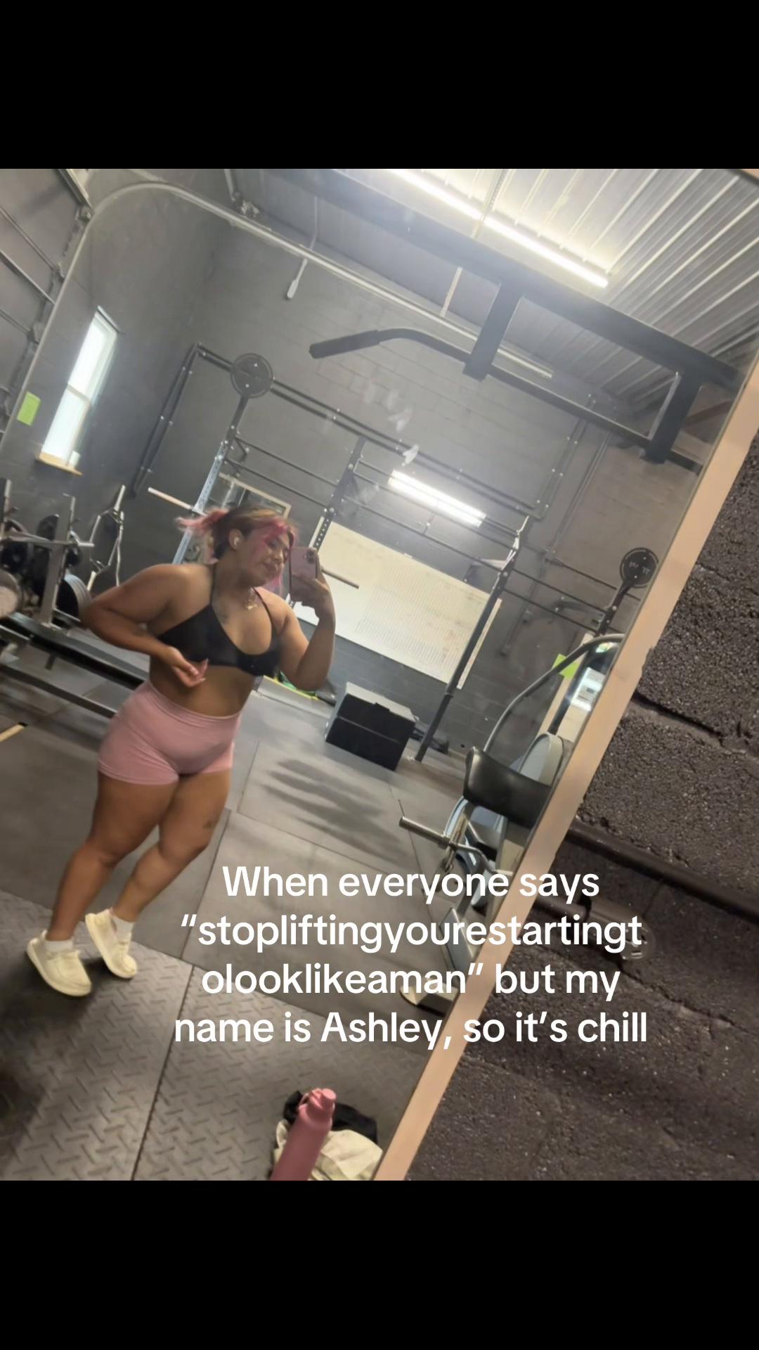 @Ashley Maga&ntilde;a