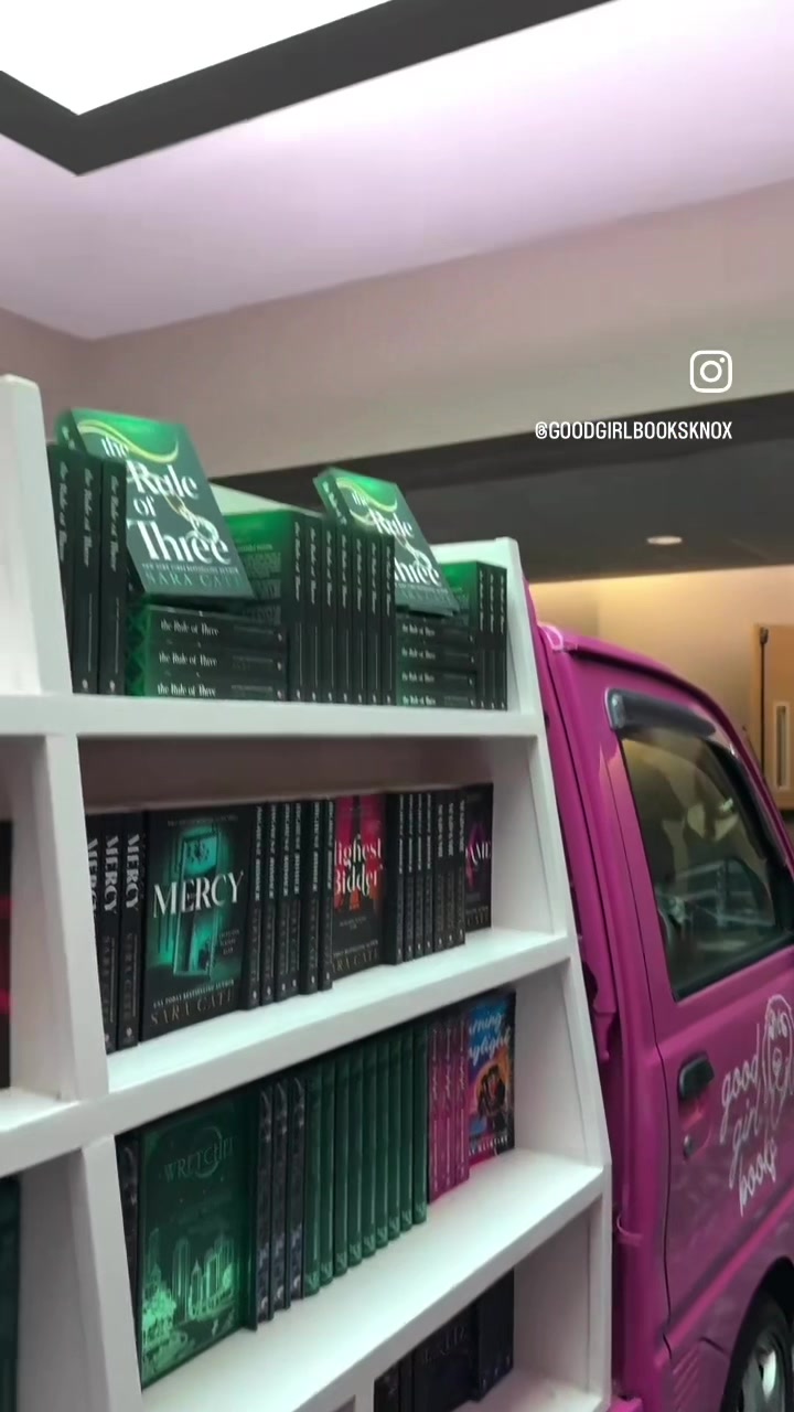 @Good Girl Books