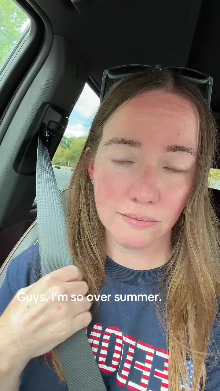 @thecarriev