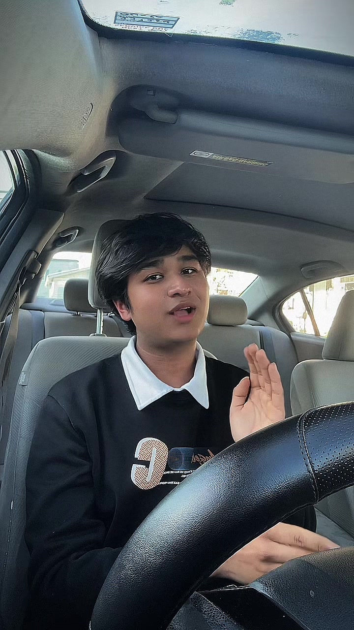 @Prakash❤️👻