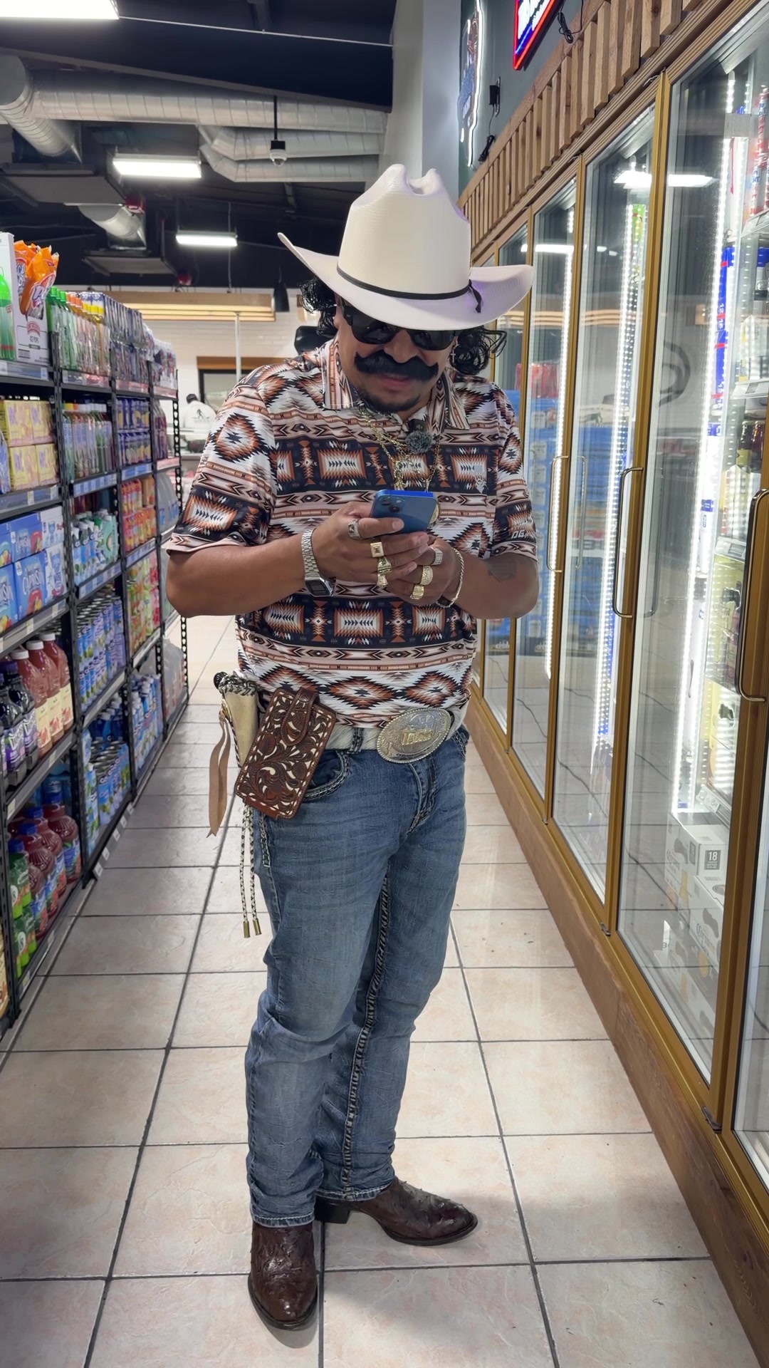 @T&iacute;o Chivalo