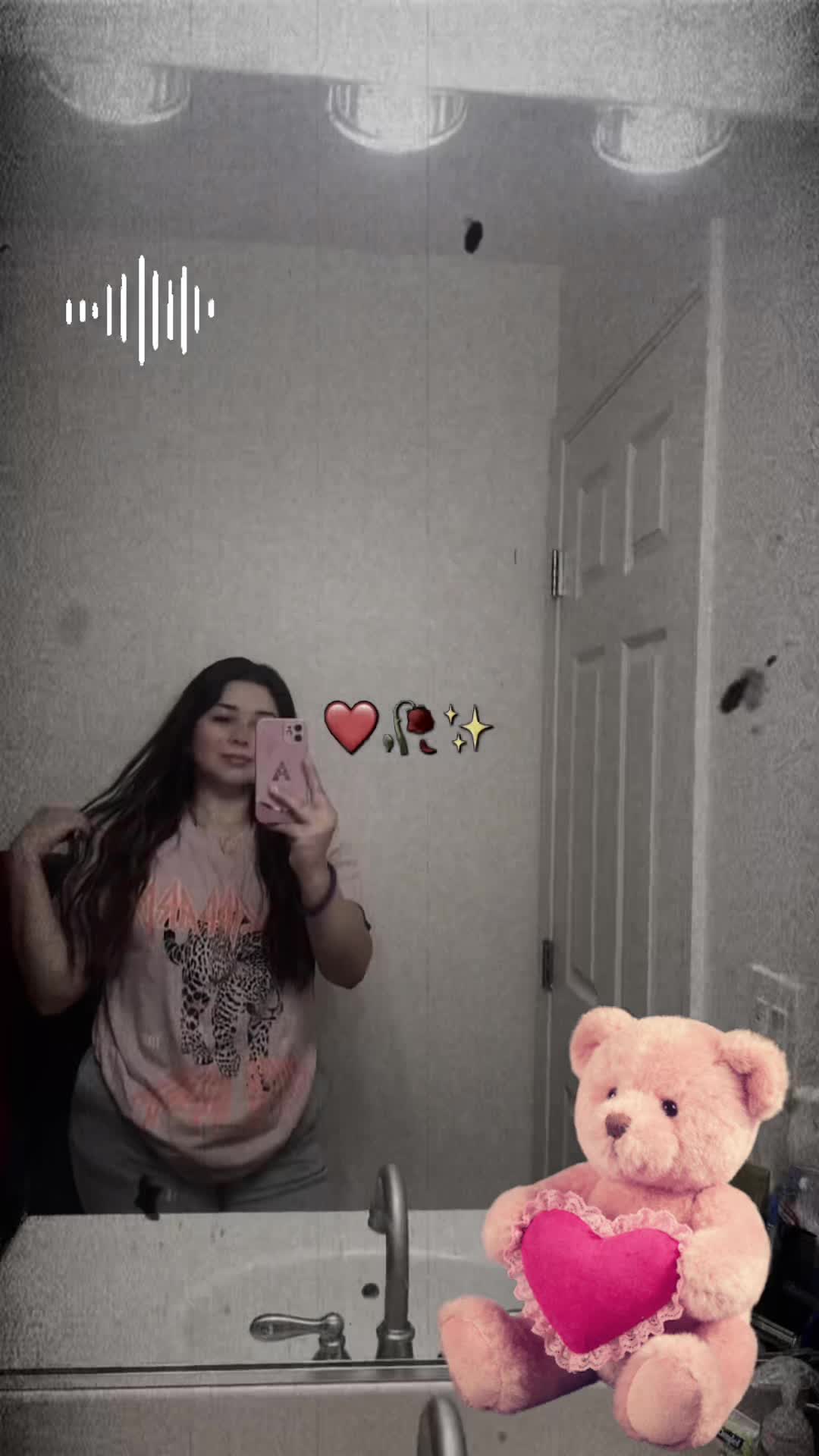 @<Alejandra~>Menjivar**🫦