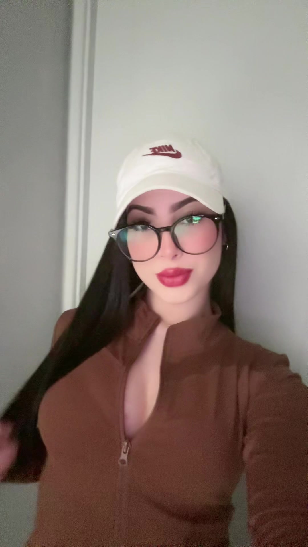 @Ashley Valentina💕