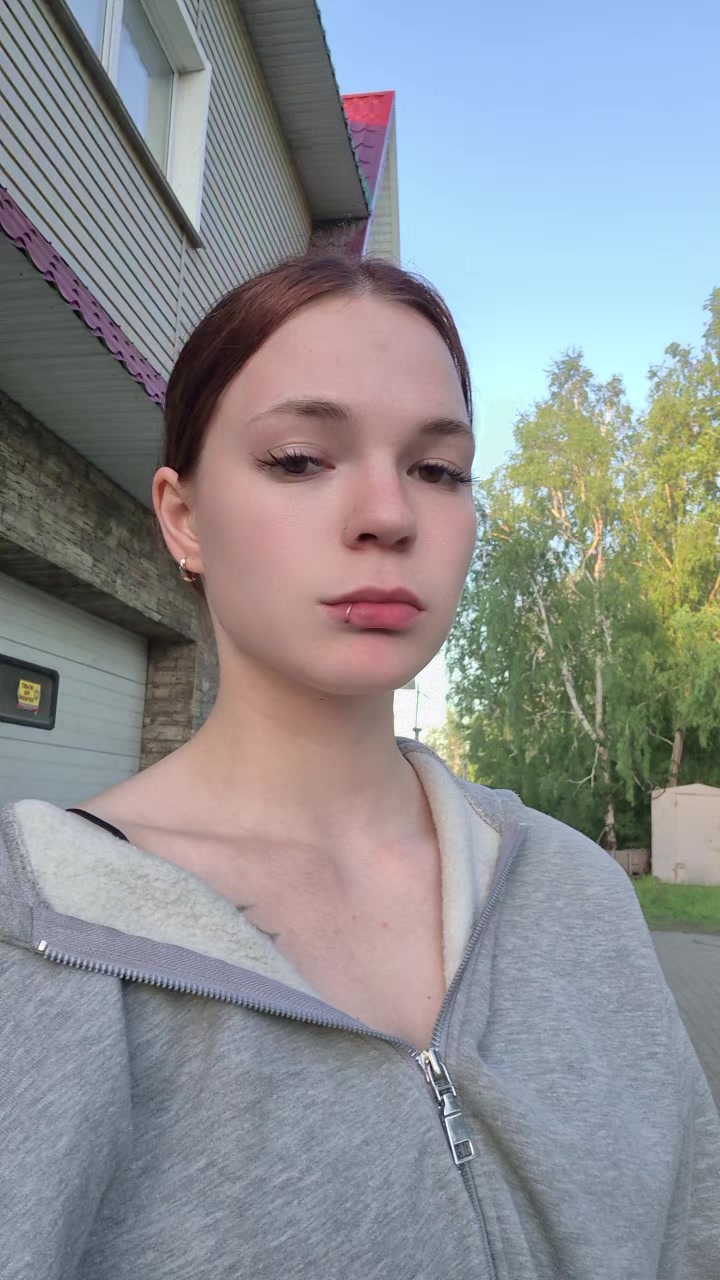 @Elisavetæ