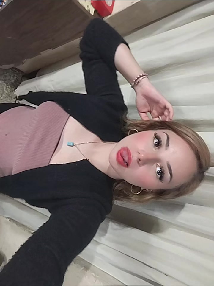 @iamlittle_