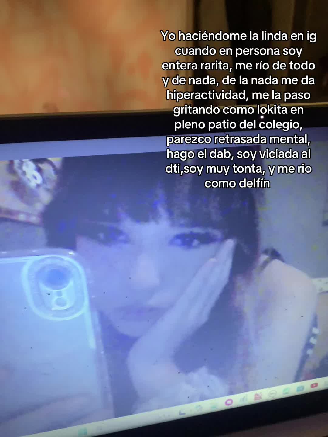 @_emiliaaapzz