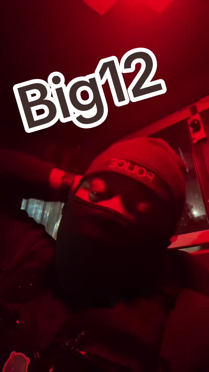 @Ofc. Mac🐝
