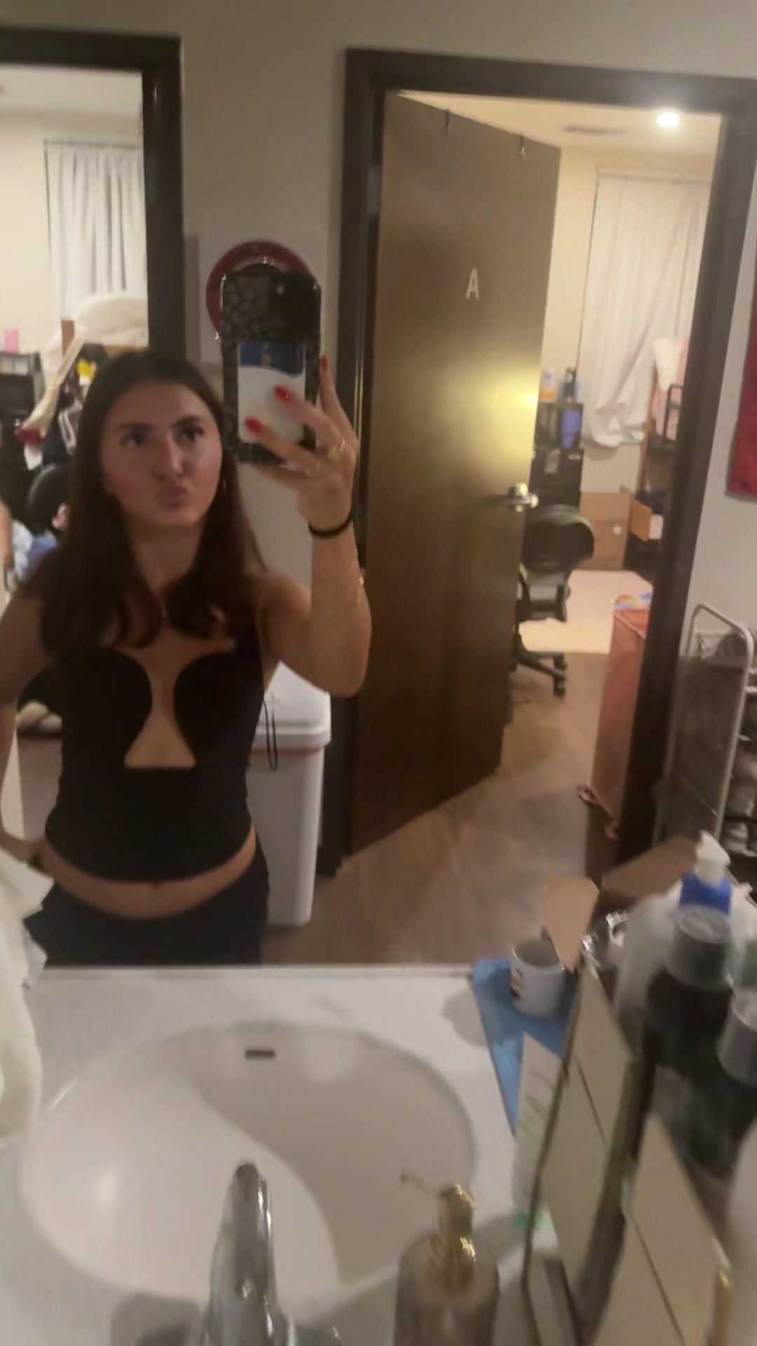 @mayalevinee