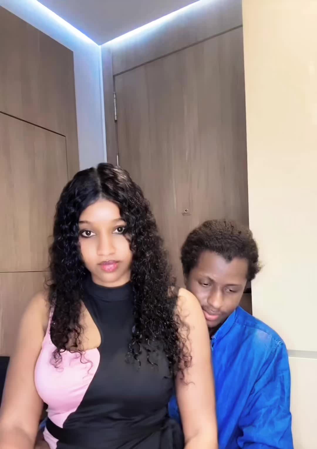 @Cʜᴇɪᴋʜ❤️Aᴍɪɴᴀᴇɴɢʟᴀɴᴅ🇸🇳🇬🇧