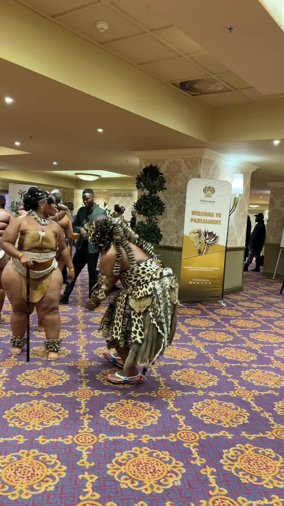 @Mzukulu kaBaqazile