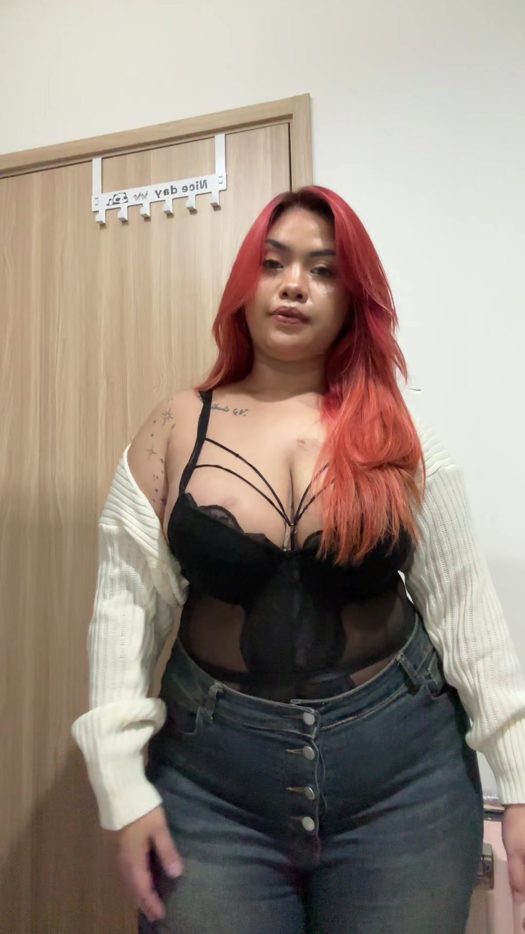 @Vaaaaaaaaaa29