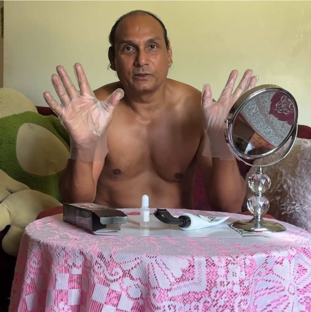 @पारदर्शी खरेल