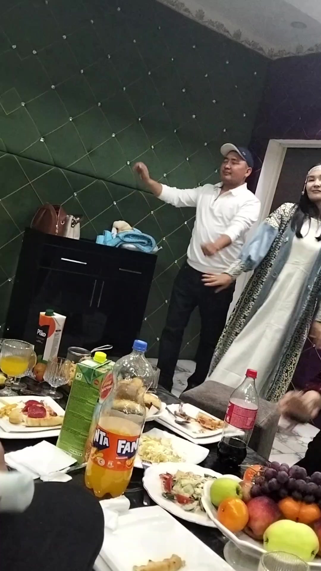 @Рахат