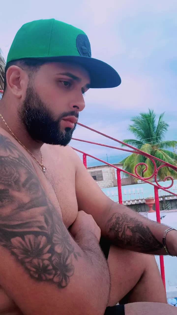 @Grabriel 🇨🇺