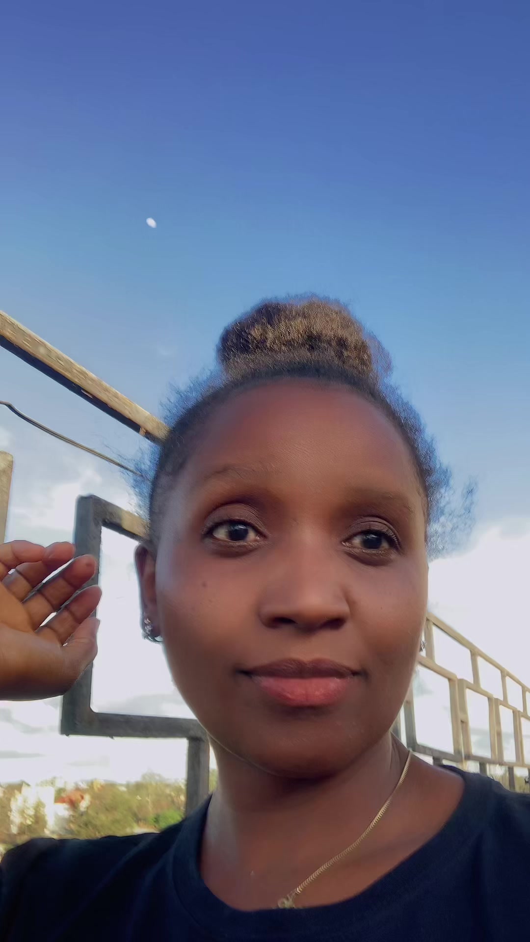 @Stella_Kinyenje