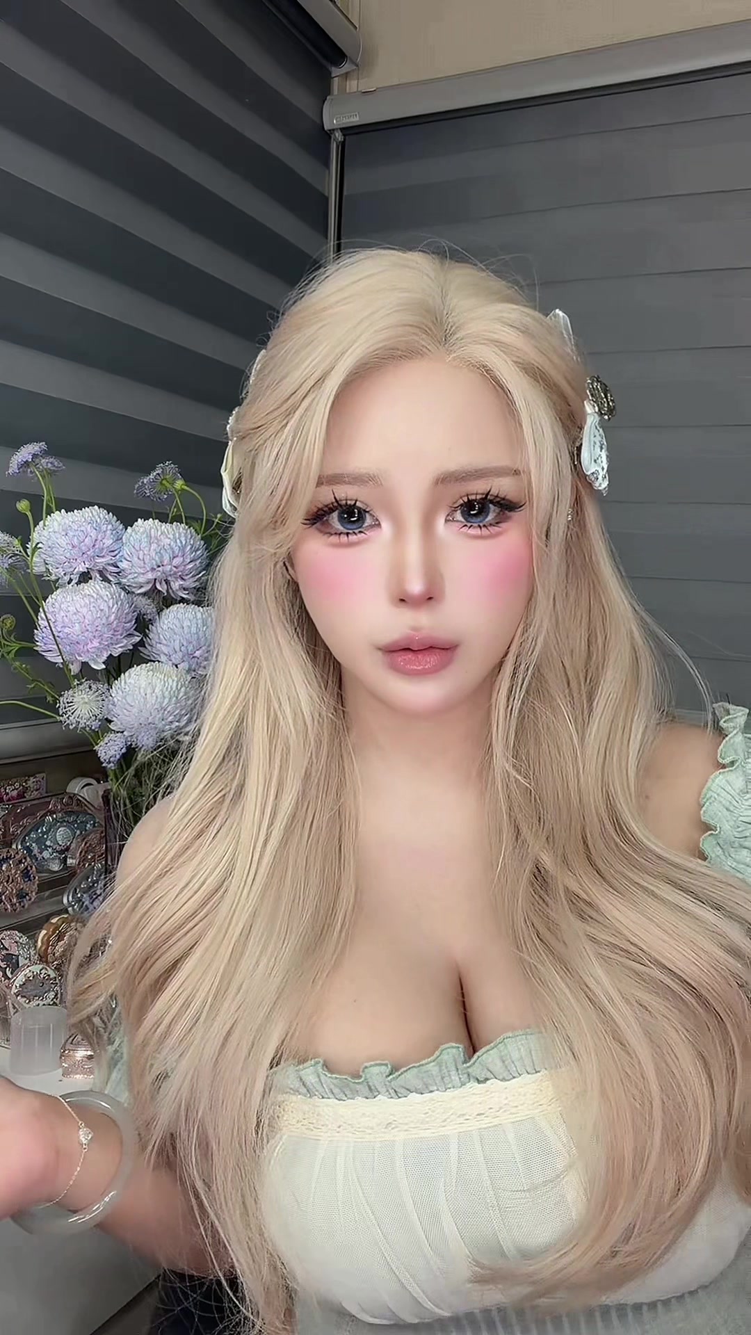 @Trương AnThư 🥕𐙚🧸ྀི