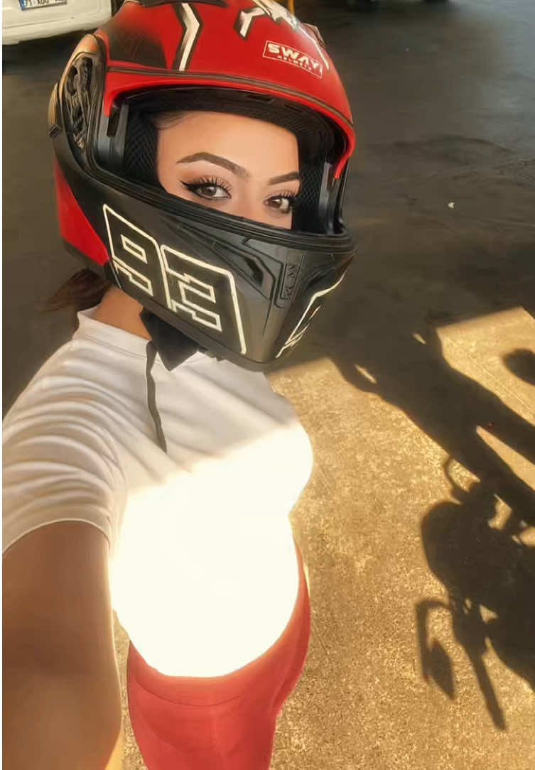 @Suna Cingöz