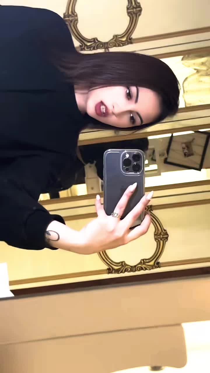 @ALEXANDROWA