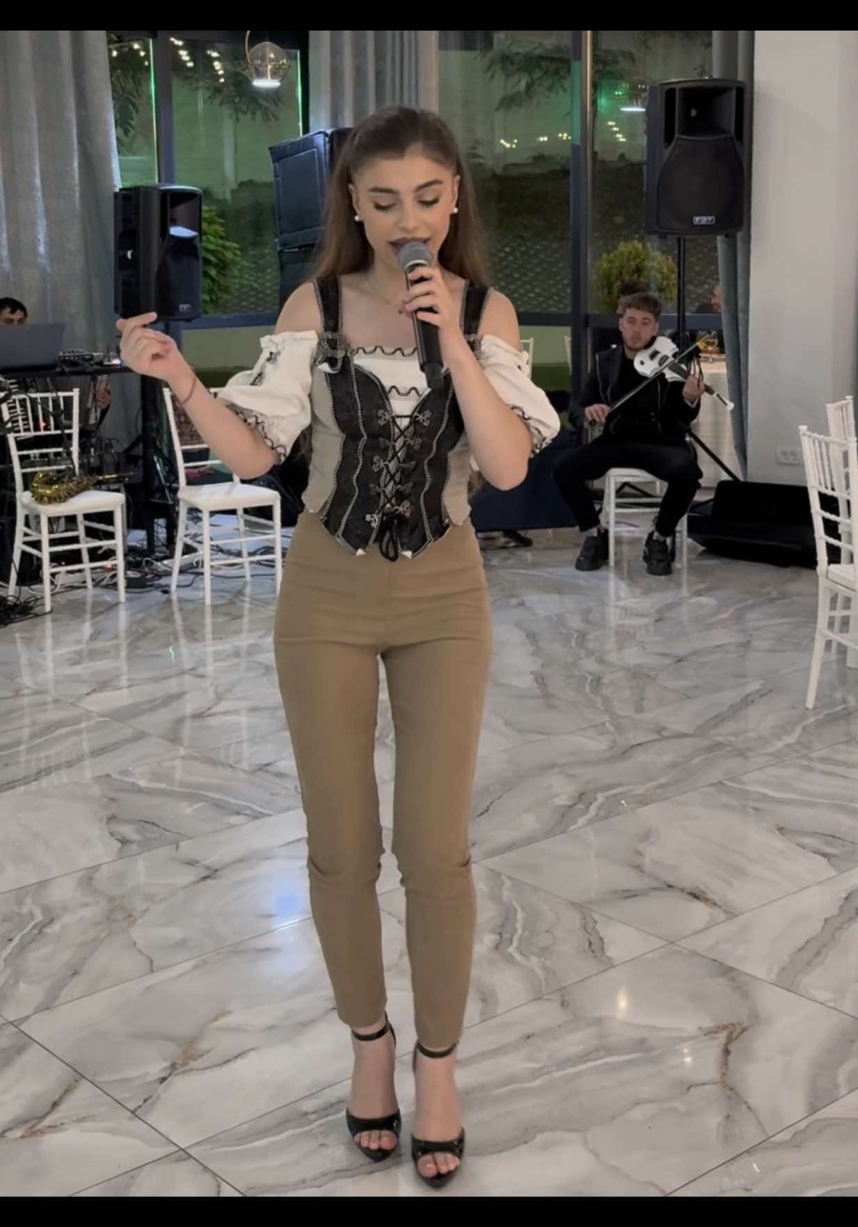@Ștefania Oiță