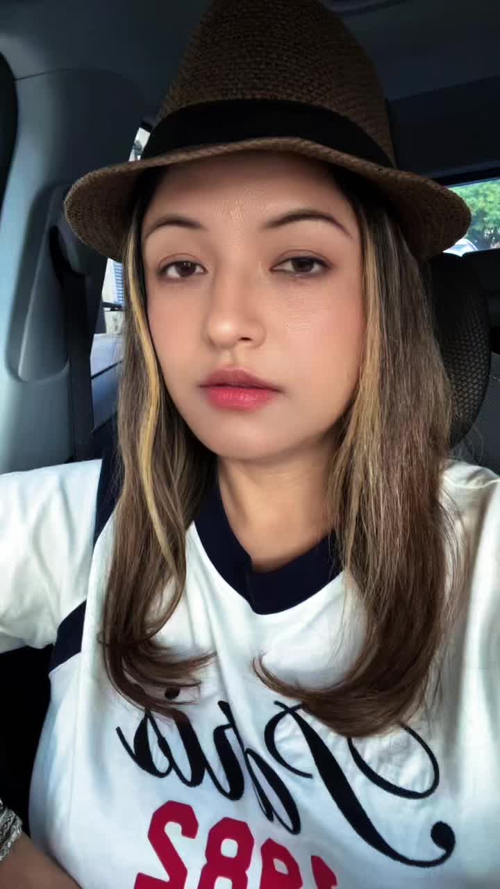 @AD QUEEN
