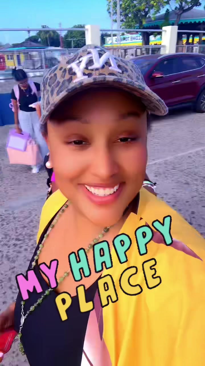 @PrettyBeingINTERNATIONAL🌎